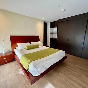 https://suite-presidencial-en-proximo-al-aeropuerto.colombiamedellinhotels.com